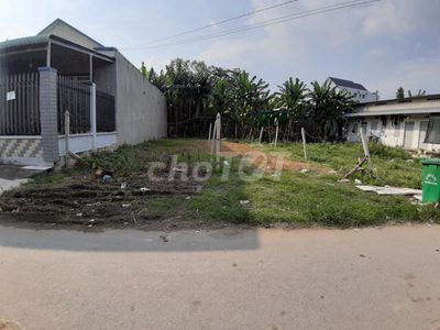 Kẹt tiền bán lỗ nền gần trường tiểu học Cây Da - Hiệp Thạnh -Gò Dầu