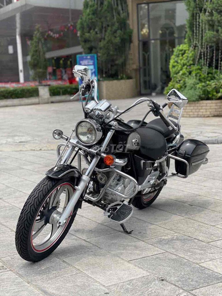 Suzuki GZ 150-A 2014 чёрный