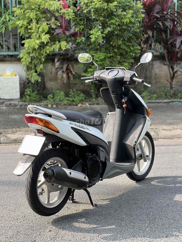 🌈Xe Honda Click 2010 màu trắng đen mới  len ken 95. Mua bán Xe máy tại Thành phố Thủ Đức Tp Hồ Chí Minh được đăng bởi Nguyễn Thanh Bình hình 5