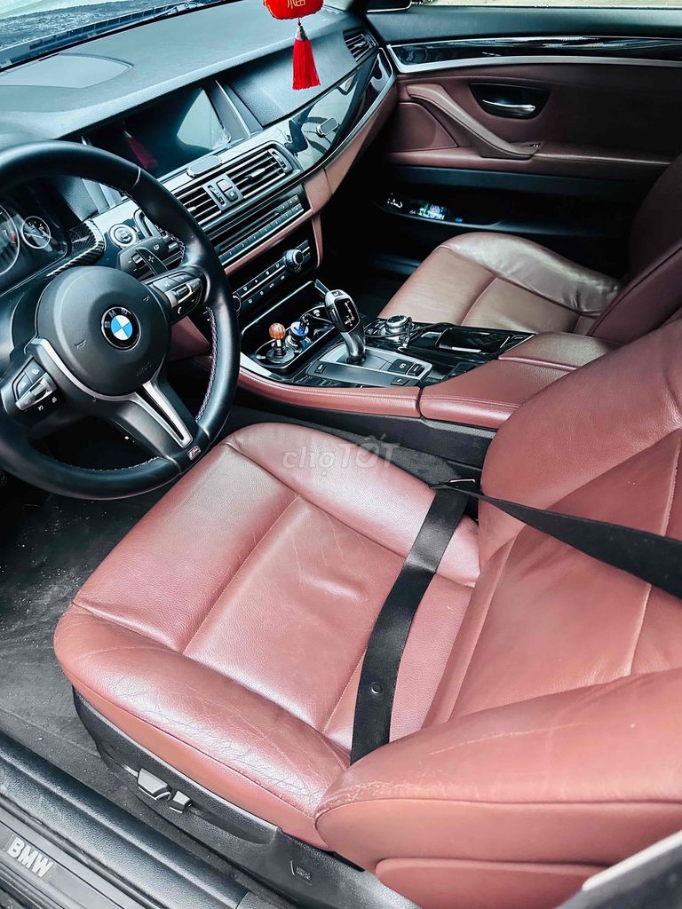 BMW 5 Series 2011 523i - 100000 km. Mua bán Ô tô tại Thành phố Thuận An Bình Dương được đăng bởi Nguyễn Thị Kim sen  hình 4