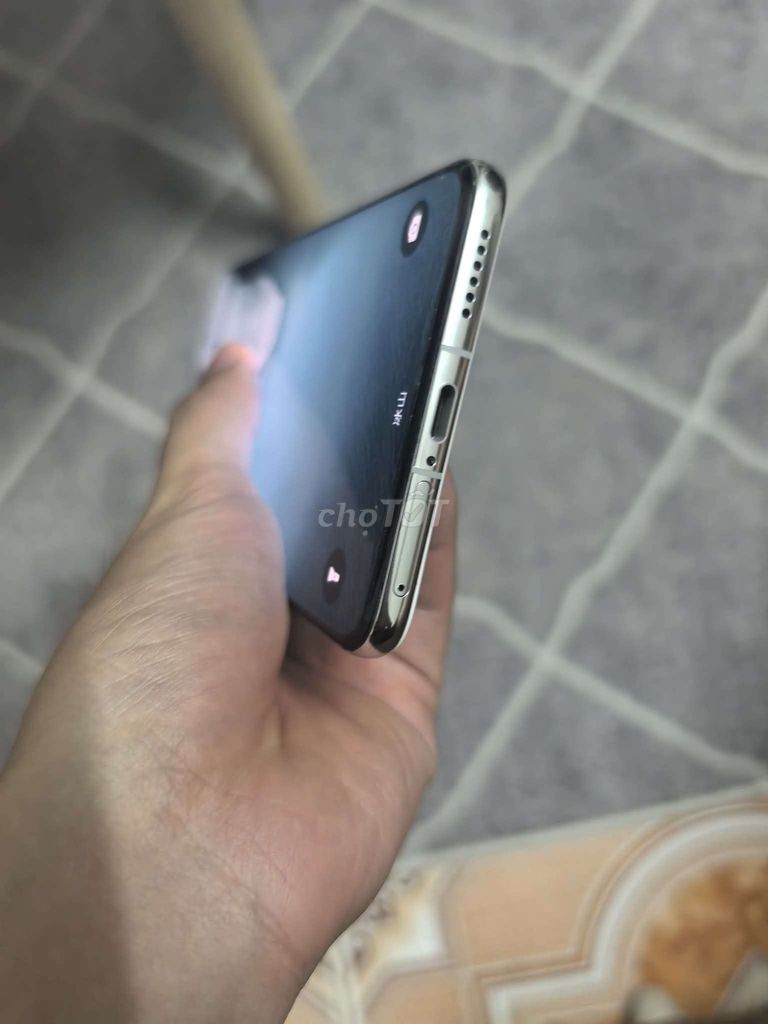 Huawei Mate 70 Pro 16GB/512GB Trắng Màn ép kính. Mua bán Điện thoại tại Quận Cầu Giấy Hà Nội được đăng bởi Tiến hình 1