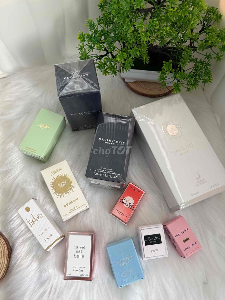 Nước hoa Đa dạng Cả nam và nữ dạng xịt. Mua bán Nước hoa tại Thành phố Thủ Đức Tp Hồ Chí Minh được đăng bởi Trần Quang Thuận hình 1