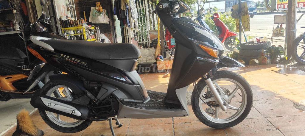 Xe zin đẹp như mới, máy êm ru không hú hí. Mua bán Xe máy tại Huyện Cái Bè Tiền Giang được đăng bởi Cái Bè Tiền Giang  hình 4