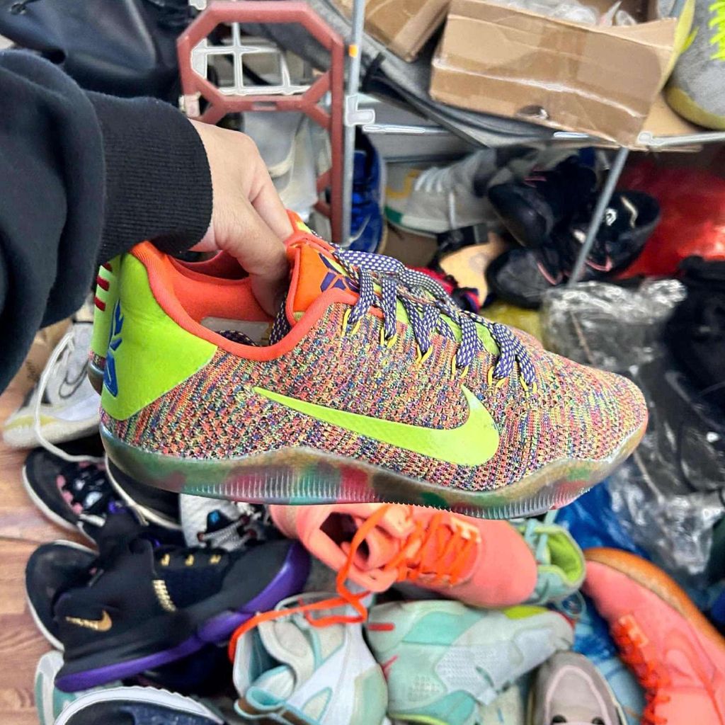 Size 43 - Giày Kobe 11 thổ cẩm hàng đẹp