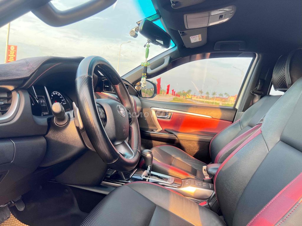 Toyota Fortuner 2021 2.4G Legende ODD chuẩn 5v km. Mua bán Ô tô tại Huyện Hà Trung Thanh Hóa được đăng bởi Nguyễn đức Tuân hình 11