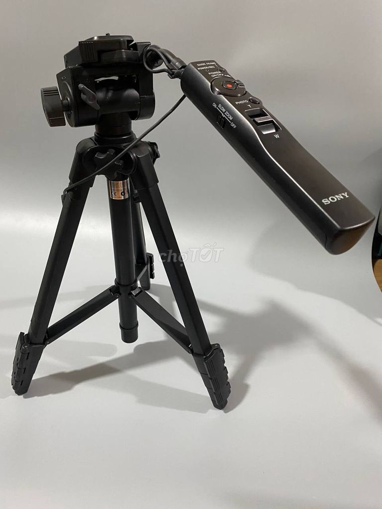 Tripod Sony VCT 60AV Nhật đẹp keng. Mua bán Máy ảnh, Máy quay tại Huyện Trà Ôn Vĩnh Long được đăng bởi maximura hình 1