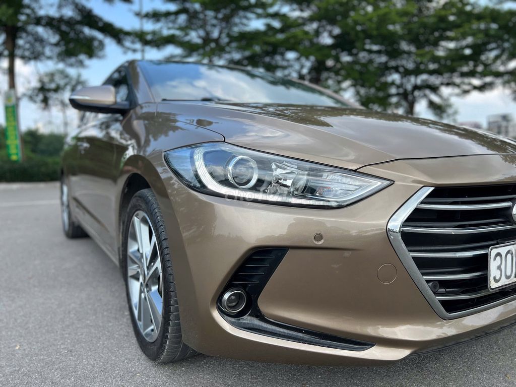 Elantra 2019 2.0AT Nâu vàng ánh kim xe rất mới. Mua bán Ô tô tại Quận Thanh Xuân Hà Nội được đăng bởi Vạn Phát  Auto hình 10