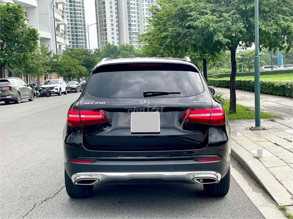Mercedes Benz GLC250 4MATIC năm 2018 Đen xe 1 chủ. Mua bán Ô tô tại Thành phố Thủ Đức Tp Hồ Chí Minh được đăng bởi Bảo Nam ÔTô hình 5