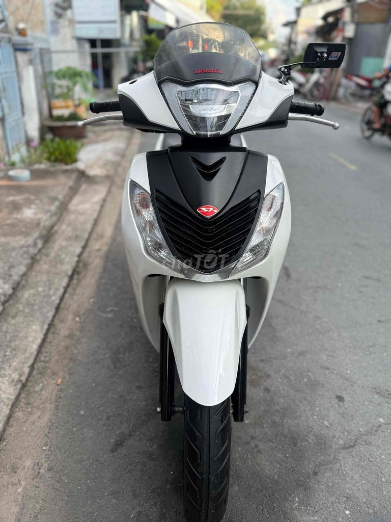 Honda Sh 150 Up Ý B65 GÓP CẦN CCCD ĐỦ 18t TRẢ 0₫. Mua bán Xe máy tại Quận Ninh Kiều Cần Thơ được đăng bởi XE MÁY HOÀNG YẾN hình 3