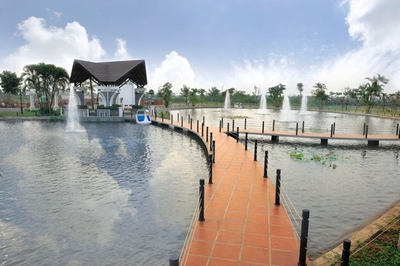 Nhà phố vị trí đẹp Melosa Khang Điền 100m2, view công viên lớn sổ hồng