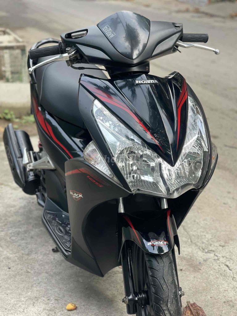 Honda Airblade 110 Fi dky 2015 mới 99%. Mua bán Xe máy tại Quận Bắc Từ Liêm Hà Nội được đăng bởi My hình 3