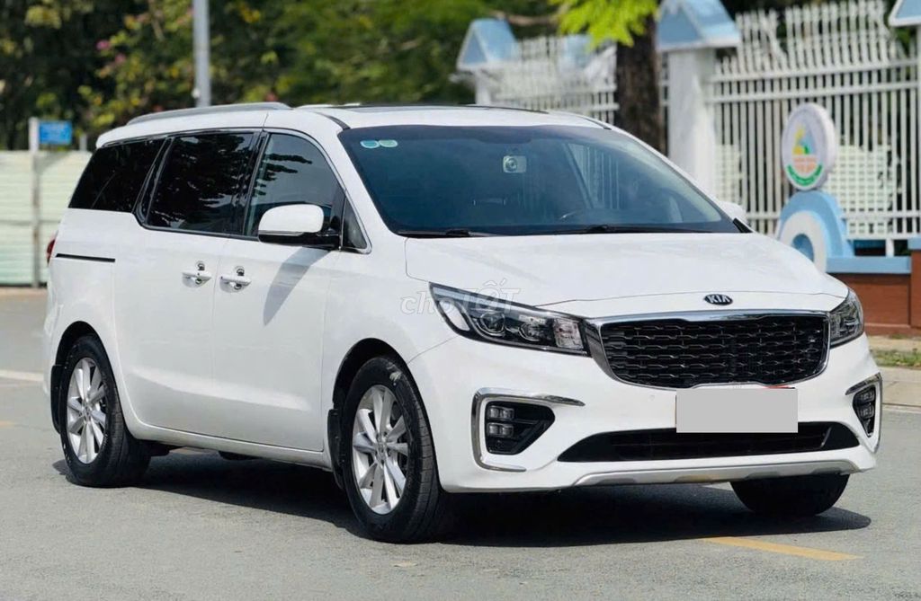 Kia Sedona 2018  - 80000 km. Mua bán Ô tô tại Quận 12 Tp Hồ Chí Minh được đăng bởi NHI Ô TÔ AN SƯƠNG hình 2