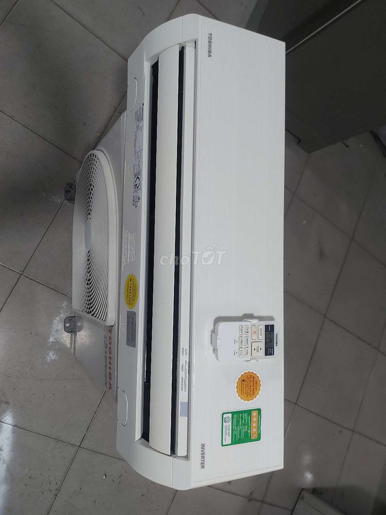 Máy lạnh Toshiba 1hp Inverter hàng lướt đẹp 95%