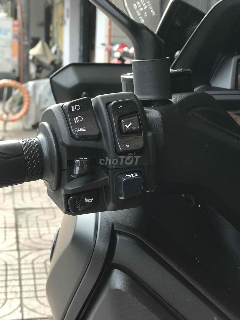 XMAX300 BSTP 1 CHỦ - ZIN NGUYÊN CON - GÓP NỢ XẤU. Mua bán Xe máy tại Quận 8 Tp Hồ Chí Minh được đăng bởi XE MÁY NGUYỄN MINH SƠN hình 12