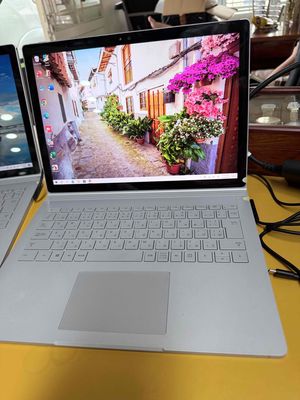 Microsoft Surface Book 2 i5 13.5 inch 8GB/256GB