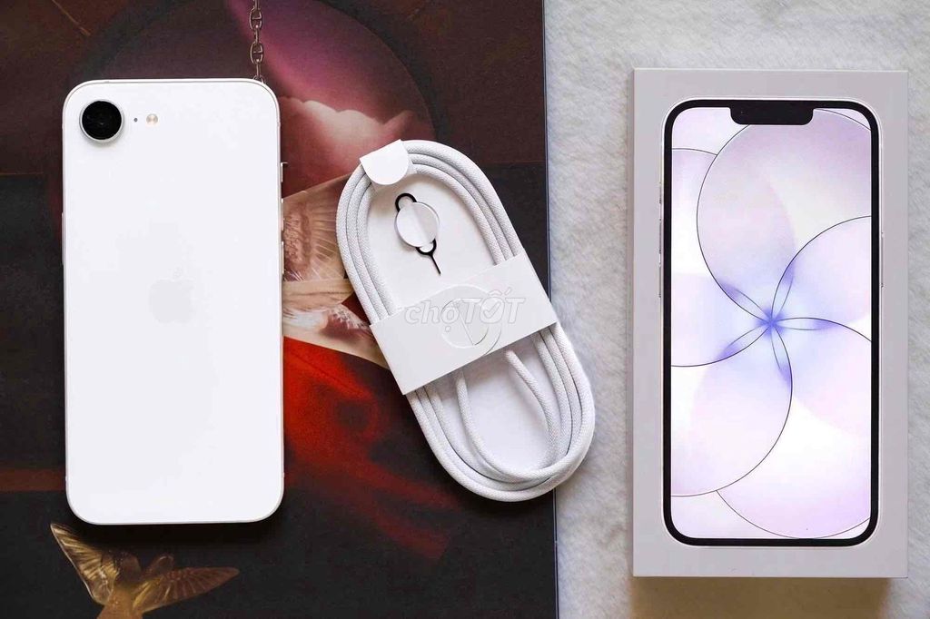 iPhone 17e lock 256GB Trắng Likenew cnc như QTe. Mua bán Điện thoại tại Huyện Đắk R'Lấp Đắk Nông được đăng bởi Dương hình 1