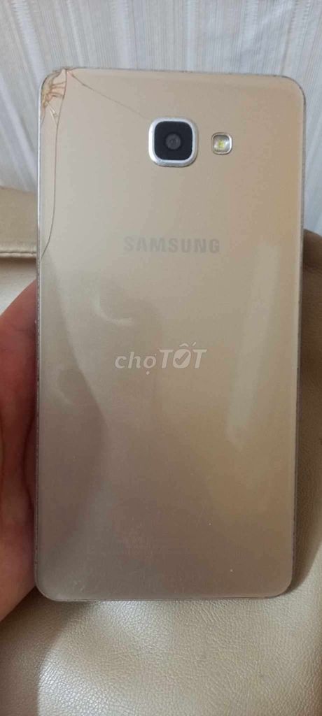Samsung A9 Vàng đồng 2017 Đã qua sử dụng. Mua bán Điện thoại tại Quận Cầu Giấy Hà Nội được đăng bởi Andrea Nguyen hình 1