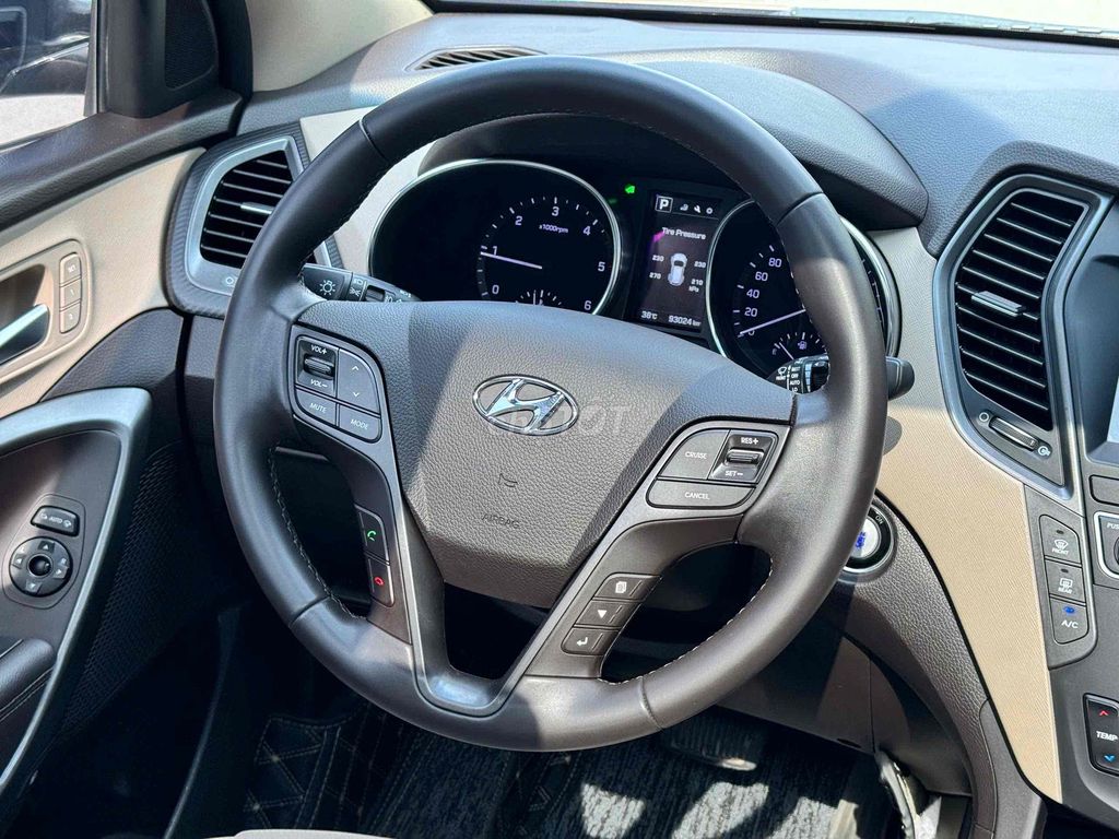 Hyundai Santa Fe 2018 Full Dầu - 90000 k. Mua bán Ô tô tại Quận Long Biên Hà Nội được đăng bởi Bùi Đình Thông hình 12