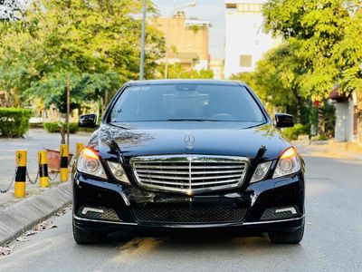 Mercedes E300 sx 2009 màu đen đẹp hiếm có. Mua bán Ô tô tại Quận Cầu Giấy Hà Nội được đăng bởi Cao Quý
