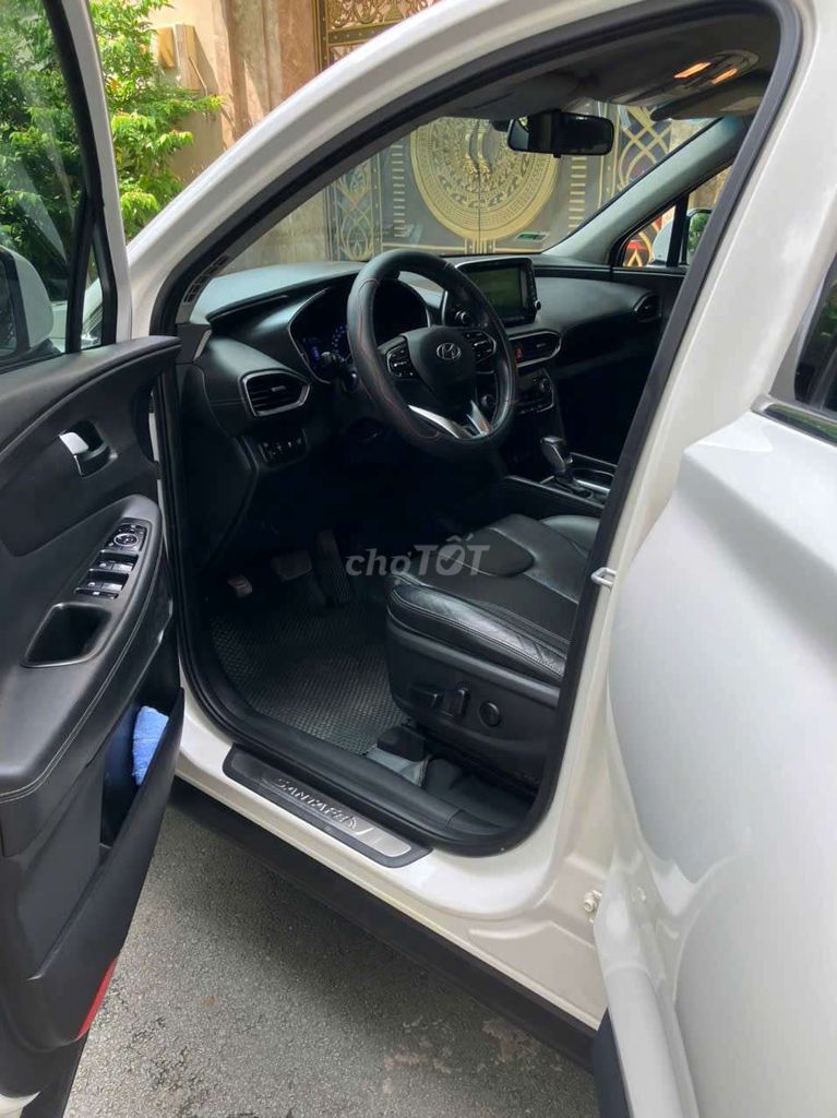 Gia đình cần bán xe Hyundai Santa Fe dầu SX 2019. Mua bán Ô tô tại Quận Gò Vấp Tp Hồ Chí Minh được đăng bởi Mạnh Hùng hình 8