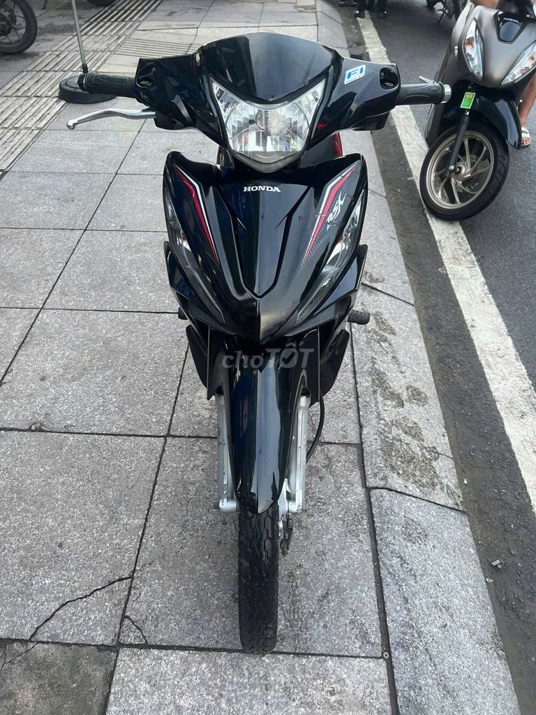 Honda wave RSX Fi 2017 mới 90% biển số thành phố. Mua bán Xe máy tại Quận Tân Phú Tp Hồ Chí Minh được đăng bởi Tuanduy hình 1