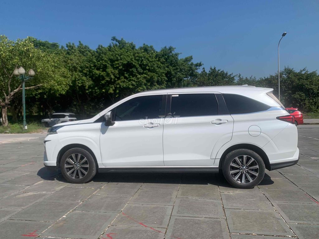 Toyota Veloz Cross 2022 CVT - 850000 km. Mua bán Ô tô tại Thành phố Ninh Bình Ninh Bình được đăng bởi Trần Đức hình 6