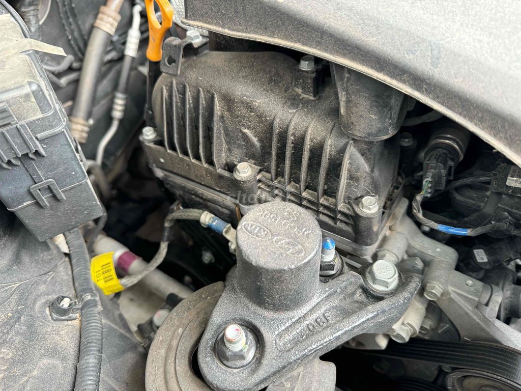 Hyundai Santa Fe 2018 2.2L 4WD - 133333 km. Mua bán Ô tô tại Quận Hà Đông Hà Nội được đăng bởi Đoàn Minh Tiến hình 15