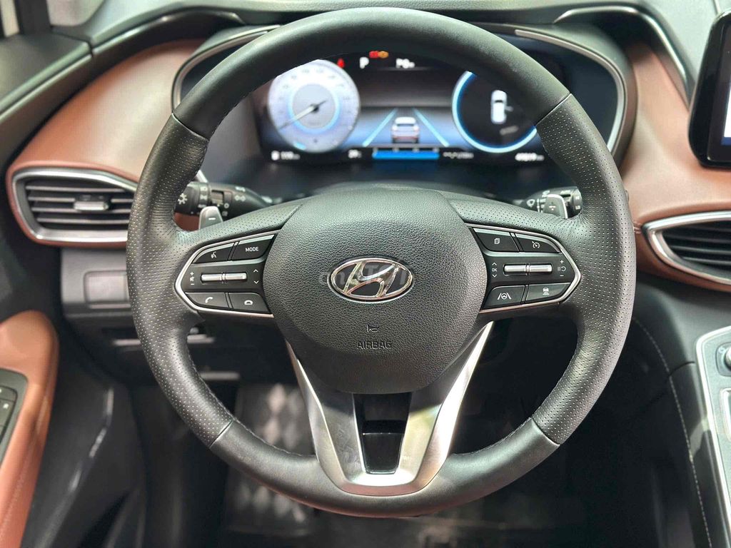 Hyundai Santafe 2.5 xăng cao cấp 2023 màu trắng. Mua bán Ô tô tại Quận Cầu Giấy Hà Nội được đăng bởi Cao Quý hình 7
