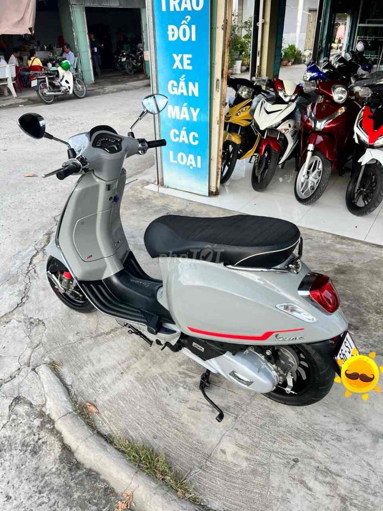 Vespa Sprint 125ABS odo 4000 cây Cực Đẹp (trả góp). Mua bán Xe máy tại Huyện Lai Vung Đồng Tháp được đăng bởi Cửa Hàng Xe Gắn Máy PHONG uy tín hình 2