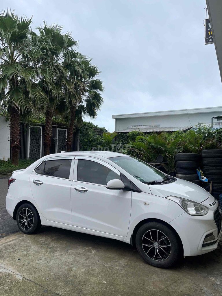 Hyundai Grand i10 2019 1.2 BASE - 130000 km