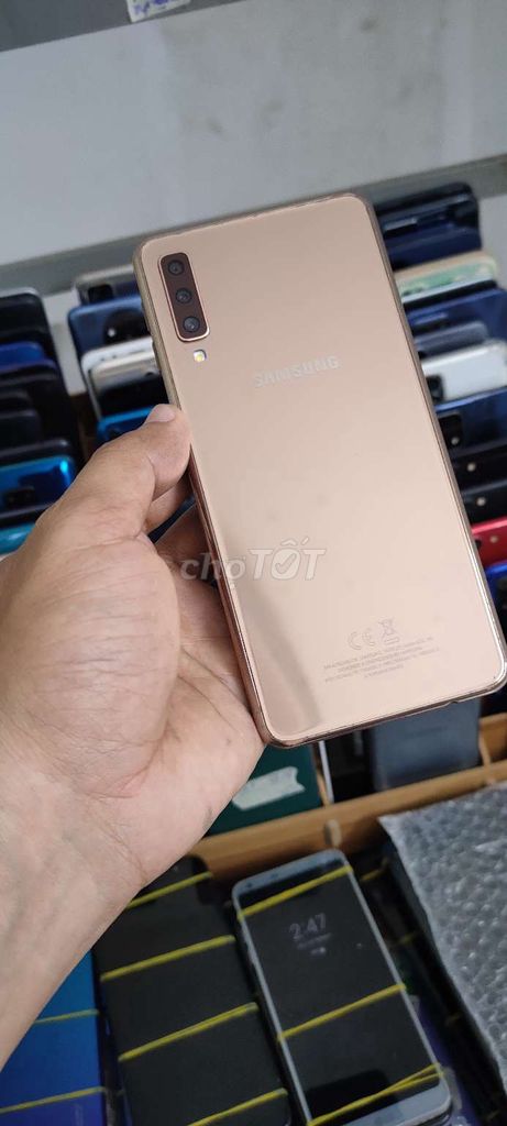Samsung A7 2018, ram 6gb, 128gb, vân ✋. Mua bán Điện thoại tại Quận Gò Vấp Tp Hồ Chí Minh được đăng bởi A LONG   nhận thanh toán THẺ TÍN DỤNG hình 1
