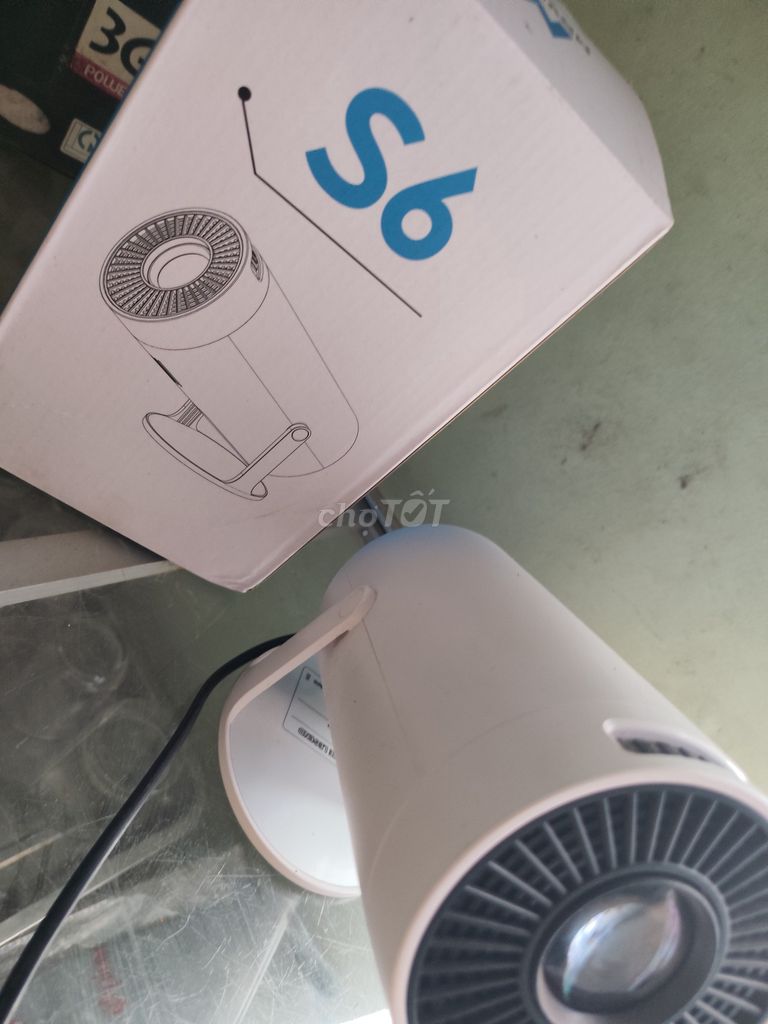Máy chiếu mini S6 Trắng. Mua bán Đồ dùng văn phòng tại Huyện Long Thành Đồng Nai được đăng bởi Dydu Hdhd hình 1
