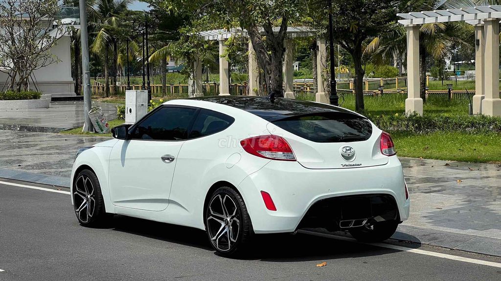 Hyundai Veloster 2011 1.6 GDI AT - 120000 km. Mua bán Ô tô tại Quận 1 Tp Hồ Chí Minh được đăng bởi Phu Nguyen hình 3