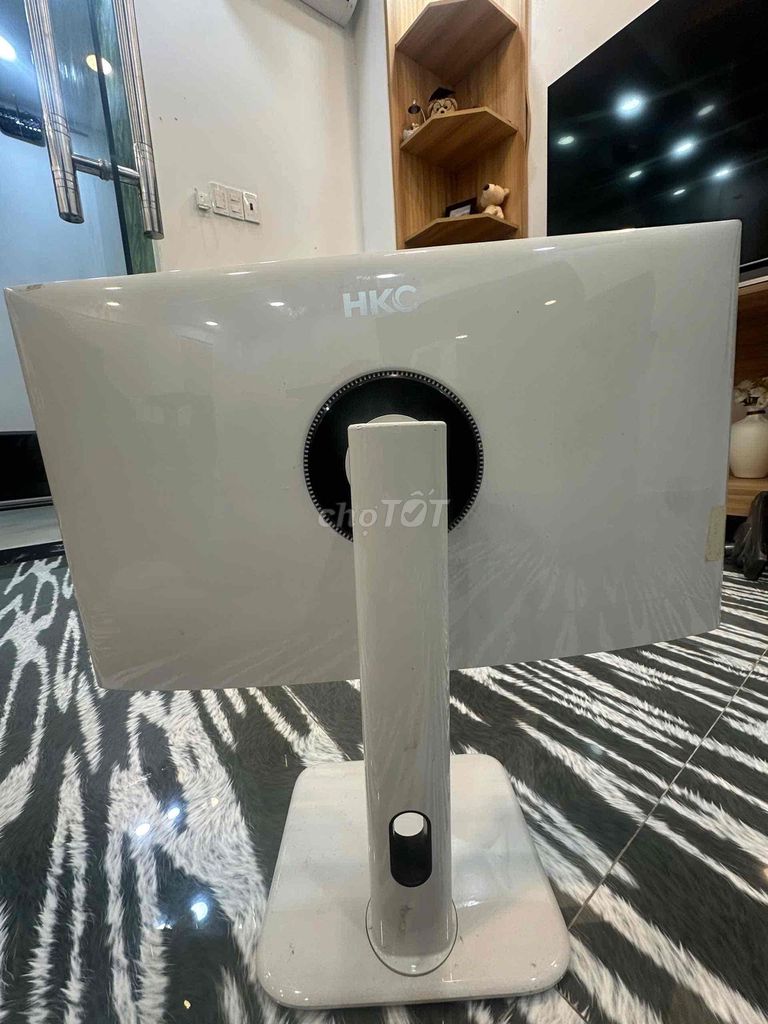 Màn hình HKC 27 inch IPS 2K Trắng. Mua bán Phụ kiện (Màn hình, Chuột...) tại Thành phố Thủ Đức Tp Hồ Chí Minh được đăng bởi Nguyễn Thị Hiếu hình 1