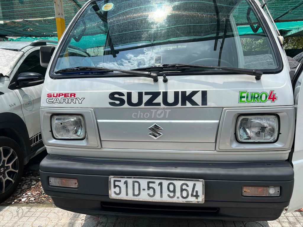 Suzuki Super Carry белый грузовой фургон 2 места