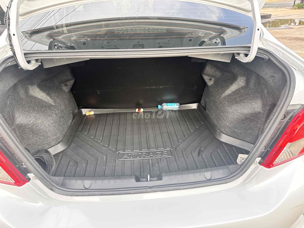 Mitsubishi Attrage 2023 1.2 MT - 35000 km. Mua bán Ô tô tại Thành phố Thuận An Bình Dương được đăng bởi Tien Tran hình 12