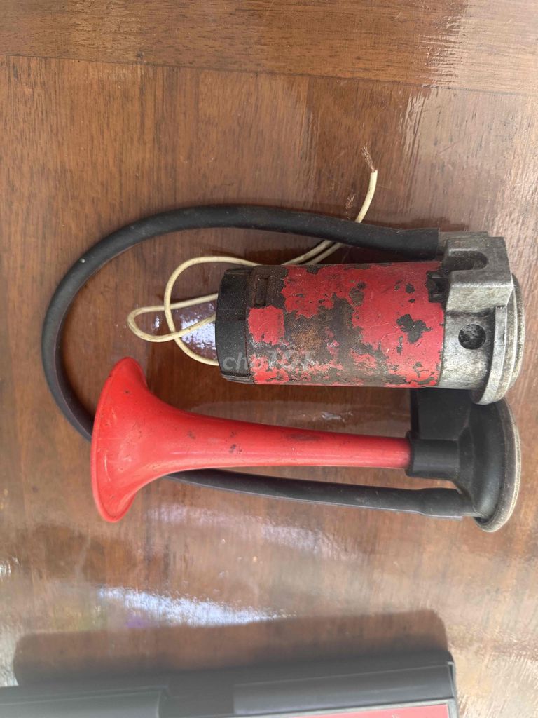 Kèn hơi. Mua bán Phụ tùng xe tại Quận Phú Nhuận Tp Hồ Chí Minh được đăng bởi Dat hình 2