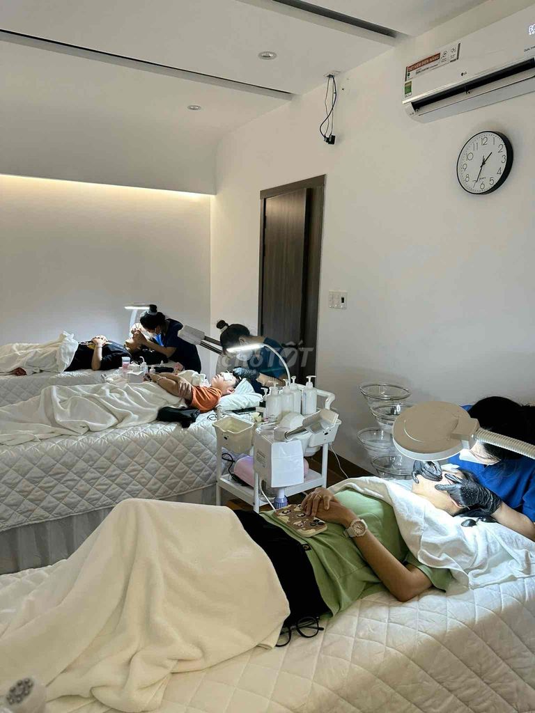 Cần Tuyển KTV Spa Lương Cao tại Q.Tân Bình. Việc làm tại Quận Tân Bình Tp Hồ Chí Minh được đăng bởi An Nhiên Beauty Spa hình 6