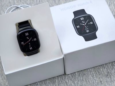 Đồng hồ thông minh Honor Watch 4. Mua bán Thiết bị đeo thông minh tại Quận Nam Từ Liêm Hà Nội được đăng bởi Vinh Nguyễn