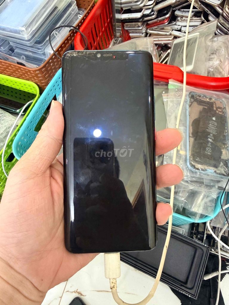 Bán Xác Huawei Mate 20 pro zin hỏng màn. Mua bán Điện thoại tại Quận Hà Đông Hà Nội được đăng bởi Mạnh Mobile hình 1