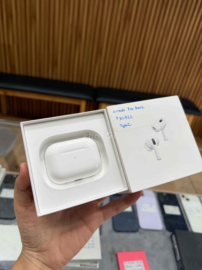 Airpods Pro Gen 2 Type C chính hãng Fullbox. Mua bán Tivi, Âm thanh tại Quận 10 Tp Hồ Chí Minh được đăng bởi Đăng Sơn Store hình 1