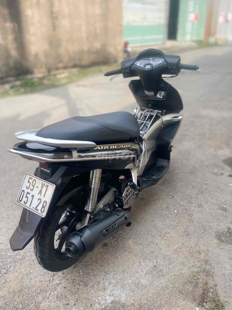 ab 2011 nẹp xi , chính chủ. Mua bán Xe máy tại Quận Tân Bình Tp Hồ Chí Minh được đăng bởi  tân thành  hình 5