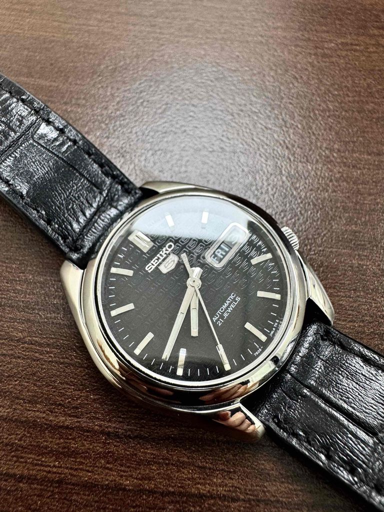 Đồng hồ Seiko 5 automatic 37mm. Mua bán Đồng hồ tại Huyện Cần Giuộc Long An được đăng bởi Đức hình 1