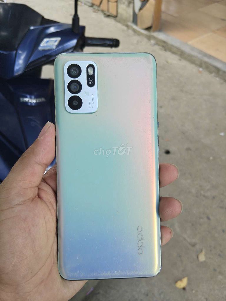 Oppo Reno 6Z 128GB Trắng chuyển màu. Mua bán Điện thoại tại Quận Liên Chiểu Đà Nẵng được đăng bởi Công Lực hình 1