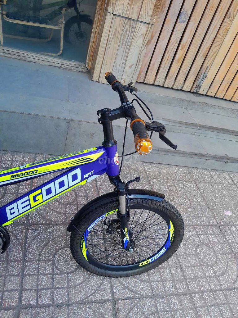 Xe đạp trẻ em 20in nhập khẩu còn rất mới. Mua bán Xe đạp tại Quận Gò Vấp Tp Hồ Chí Minh được đăng bởi Hiền Lương hình 3