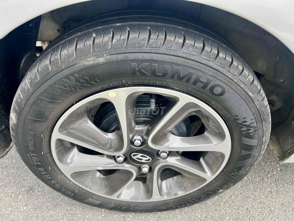 i10 Hatchback 1.2MT full ODO 21.000km NHƯ MỚI. Mua bán Ô tô tại Thành phố Thủ Đức Tp Hồ Chí Minh được đăng bởi Sơn hình 3