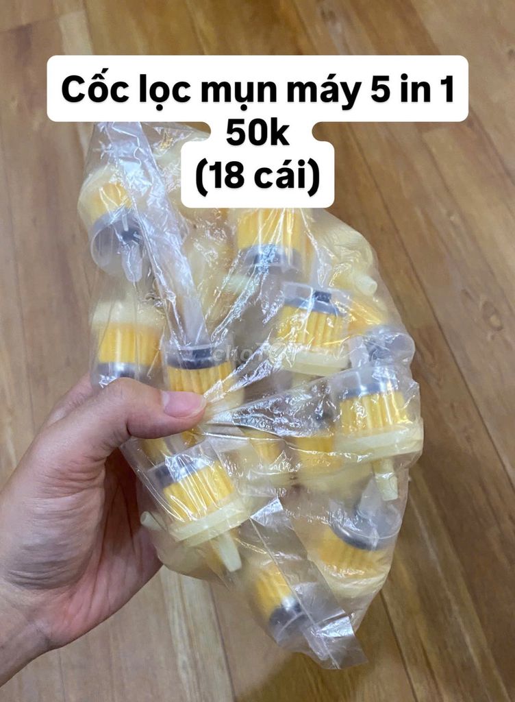 Cốc lọc mụn 5 in 1 Vàng. Mua bán Phụ kiện thời trang khác tại Quận Hoàn Kiếm Hà Nội được đăng bởi Duong Hoang hình 1