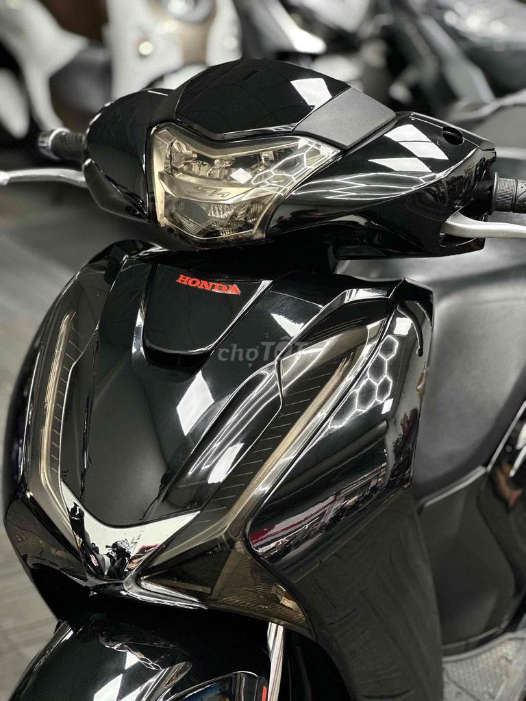 Honda SH150i ABS  2018  bs phong thuỷ 39393
