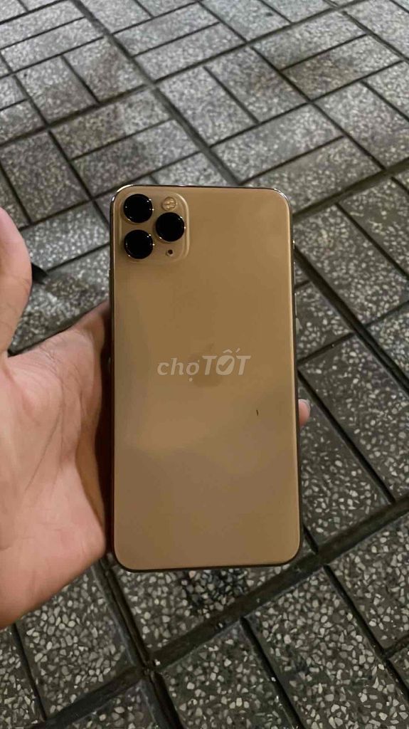 Apple iPhone 11 Pro Max 256GB Vàng. Mua bán Điện thoại tại Thành phố Long Xuyên An Giang được đăng bởi Minh Nhựt (Mr.Why?) hình 1
