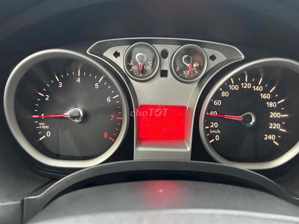 Ford Focus 2010 1.8 AT Xám. Mua bán Ô tô tại Huyện Phú Tân An Giang được đăng bởi Bùi Quốc Thái hình 13